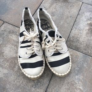 DV by Dolce Vita Esparadille Wedge Shoes/Sneakers/Platforms, Size 8